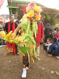 Belajar Geografi Nggak Cuma Hafalan Peta! Menggali Kearifan Lokal Suku Using Banyuwangi di Kelas
